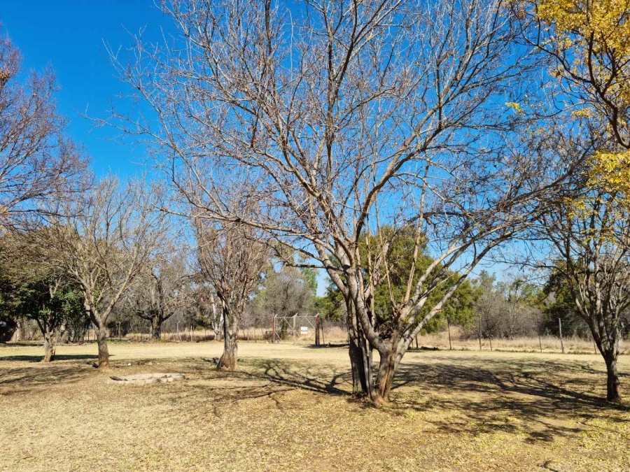 9 Bedroom Property for Sale in Hartbeespoort Rural North West